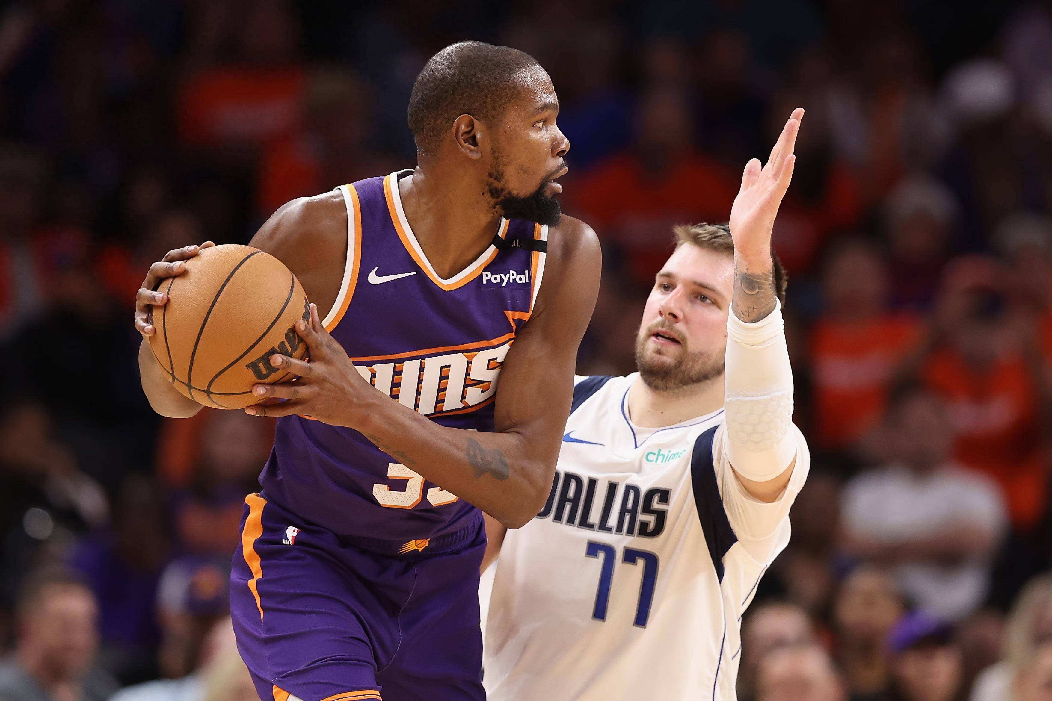 包含NBA球员连续砍+个人能力获赞联盟现新生力量的词条